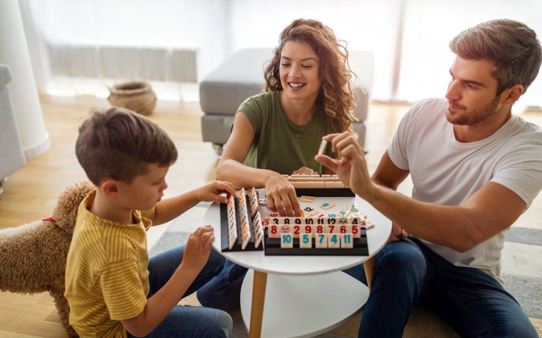 Family Fun –  Christian Board Games: Lightraiders
